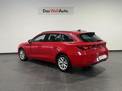 Rojo Usado 2022 Seat Leon Style | 18.900 € (Precio justo)