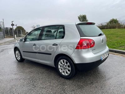 Gris / plata Usado 2004 VW Golf IV Sportline Berlina | 5300 € (Precio justo)