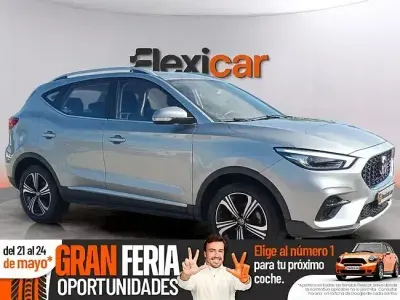 Begagnad MG ZS Comfort 106 HK (77 kW) 2023 Grå SUV