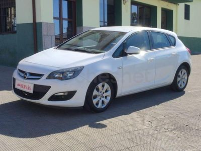 Usado Opel Astra Selective 110 CV (80 kW) 2016 Blanco Berlina