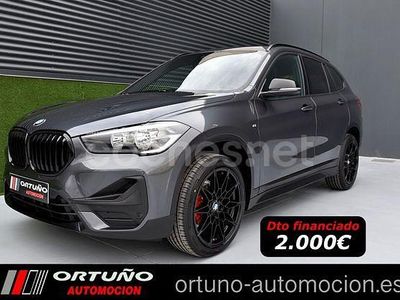 Gris / plata Usado 2021 BMW X1 Advantage SUV | 25.490 € (Caro)