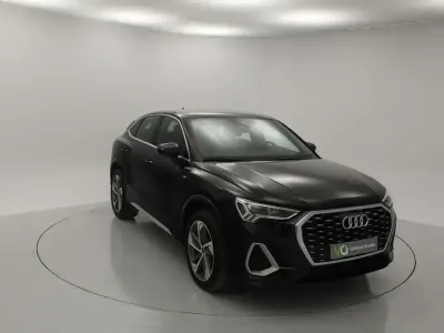 Usado Audi Q3 150 CV (110 kW) 2024 Negro SUV