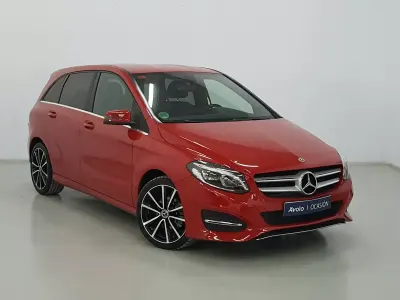 Usado Mercedes B200 136 CV (100 kW) 2018 Utilitario