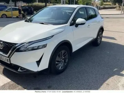 Usado Nissan Qashqai Acenta 140 CV (102 kW) 2022 Blanco SUV