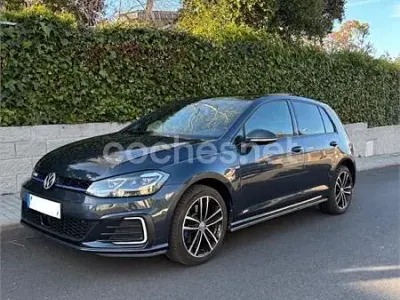 Usado VW Golf VII GTE 204 CV (150 kW) 2017 Azul Berlina
