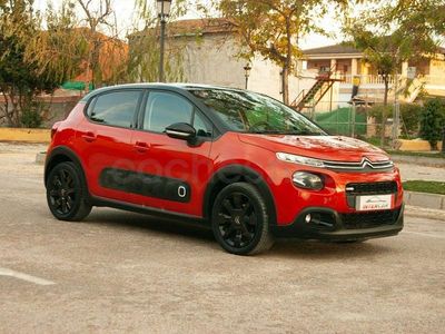Usado Citroën C3 Feel 110 CV (80 kW) 2017 Naranja Berlina