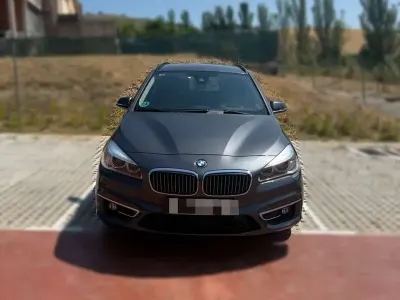 Usado BMW 220 Gran Tourer 190 CV (139 kW) 2015 Negro Monovolumen