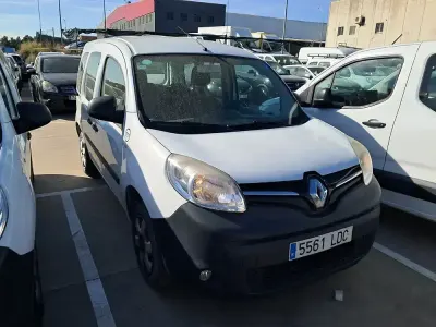 Usado Renault Kangoo 90 CV (66 kW) 2019 Blanco Monovolumen