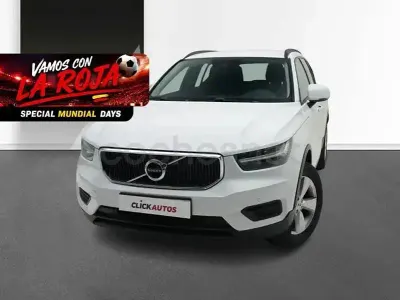 Usado Volvo XC40 Momentum 129 CV (94 kW) 2021 Blanco SUV