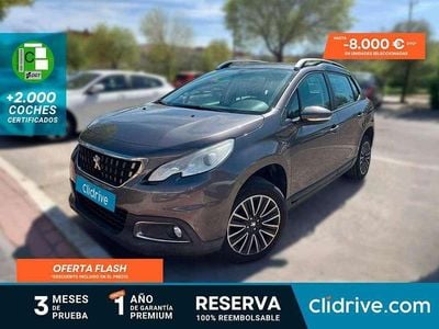 Usado Peugeot 2008 Active 100 CV (73 kW) 2016 Gris SUV