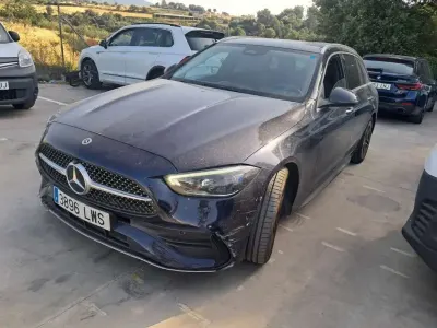Usado Mercedes C220 200 CV (147 kW) 2022 Azul Familiar