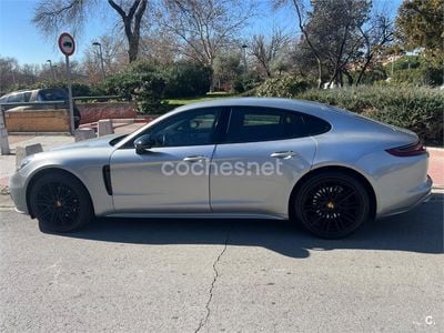 Porsche Panamera 4S
