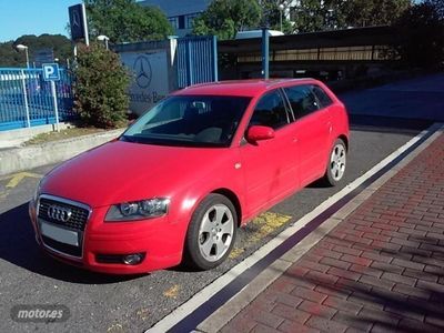 Usado Audi A3 105 CV (77 kW) 2006 Rojo Coupe
