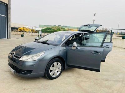 Usado Citroën C4 110 CV (80 kW) 2006 Gris / plata Berlina