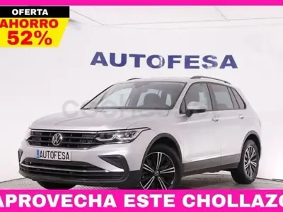 Usado VW Tiguan Life 150 CV (110 kW) 2021 Gris / plata SUV