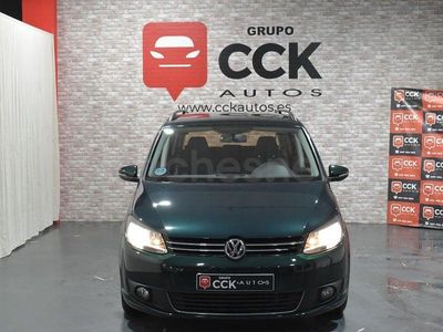 Usado VW Touran Edition 105 CV (77 kW) 2014 Verde Monovolumen