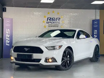 Usado Ford Mustang 314 CV (230 kW) 2017 Blanco Coupe