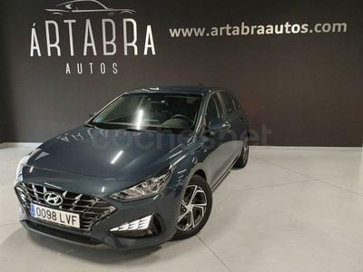 Usado Hyundai i30 120 CV (88 kW) 2021 Azul Berlina