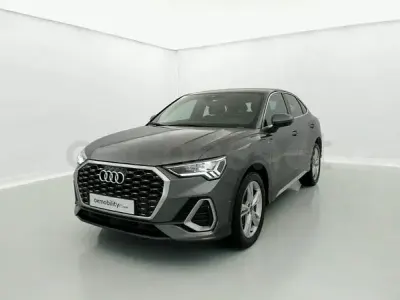 Usado Audi Q3 Sportback S-Line 245 CV (180 kW) 2022 Gris / plata SUV