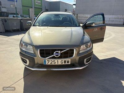 Usado Volvo XC70 130 CV (95 kW) 2010 Verde Berlina