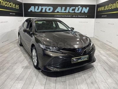 Usado Toyota Camry Business Edition 218 CV (160 kW) 2020 Marrón Berlina
