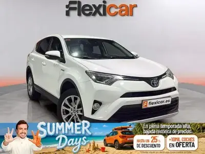 Usado Toyota RAV4 Hybrid Advance 218 CV (160 kW) 2019 Blanco SUV
