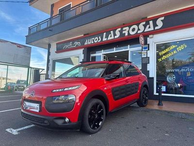 Usado Citroën C4 Cactus Feel 82 CV (60 kW) 2016 Rojo Utilitario