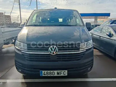Usado VW Caravelle 150 CV (110 kW) 2023 Gris / plata Van