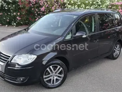 Usado VW Touran Advance 105 CV (77 kW) 2009 Negro Monovolumen
