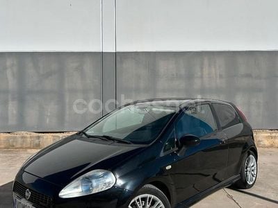 Negro Usado 2007 Fiat Grande Punto Sport Utilitario | 3490 € (Precio justo)