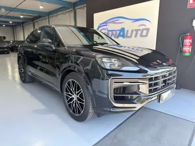 Usado Porsche Cayenne Black Edition 470 CV (345 kW) 2025 Negro SUV