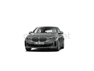 Usado BMW 118 Comfort Edition 150 CV (110 kW) 2024 Gris / plata Utilitario
