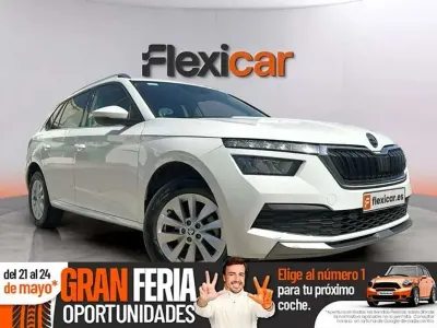 Usado Skoda Kamiq Active 116 CV (85 kW) 2023 Blanco SUV