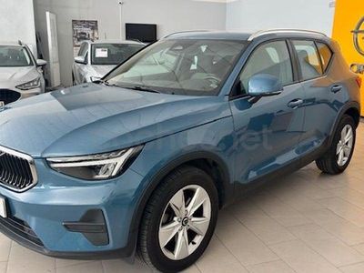 Azul Usado 2023 Volvo XC40 Core SUV | 27.900 € (Precio justo)