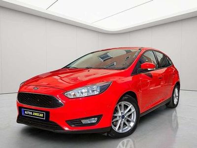 Usado Ford Focus Titanium 120 CV (88 kW) 2018 Rojo Utilitario