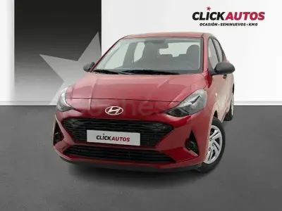 Usado Hyundai i10 63 CV (46 kW) 2026 Rojo Utilitario