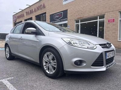 Begagnad Ford Focus Sport 120 HK (88 kW) 2014 Grå Halvkombi
