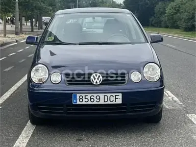Usado VW Polo Advance 75 CV (55 kW) 2004 Azul Utilitario