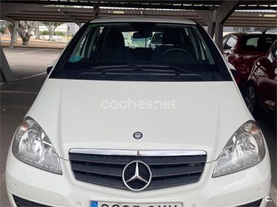 Usado Mercedes A160 Exclusive 95 CV (69 kW) 2010 Blanco Monovolumen