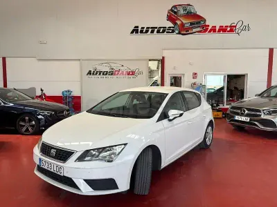 Usado Seat Leon Style 115 CV (84 kW) 2020 Blanco Berlina