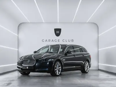 Usado Jaguar XF Luxury 241 HP (177 kW) 2013 Preto Sedan