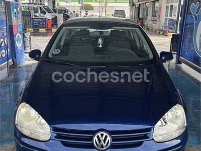 Usado VW Golf IV Trendline 105 CV (77 kW) 2006 Azul Berlina