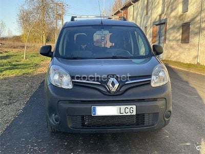 Usado Renault Kangoo 95 CV (69 kW) 2021 Gris / plata Monovolumen