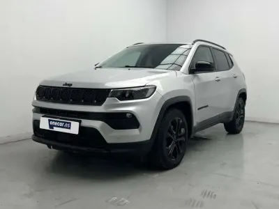 Usado Jeep Compass Night Eagle 131 CV (96 kW) 2022 Gris SUV