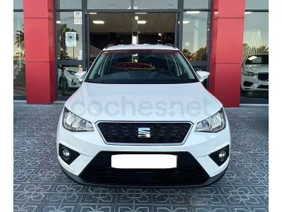 Usado Seat Arona Style 95 CV (69 kW) 2020 Blanco SUV
