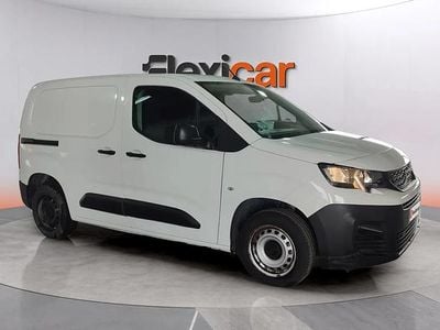 Usado Peugeot Partner Premium 110 CV (80 kW) 2021 Blanco Monovolumen