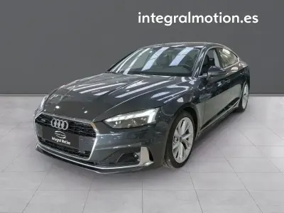 Käytetty Audi A5 Sportback Advanced Plus 204 HP (150 kW) 2021 Harmaa Viistoperä