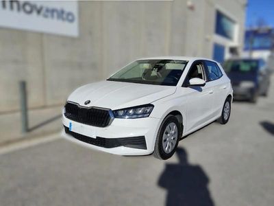 Usado Skoda Fabia Active 95 CV (69 kW) 2022 Blanco Utilitario
