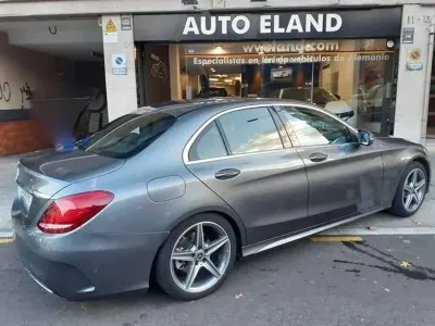 Używany Mercedes C220 AMG 170 KM (125 kW) 2018 Szary Sedan/Limuzyna