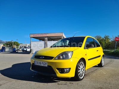 Amarillo Usado 2007 Ford Fiesta Sport Berlina | 3500 € (Precio justo)